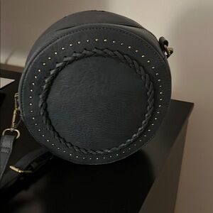 Moda Luxe Gray Crossbody Bag with Braided Detail EUC.